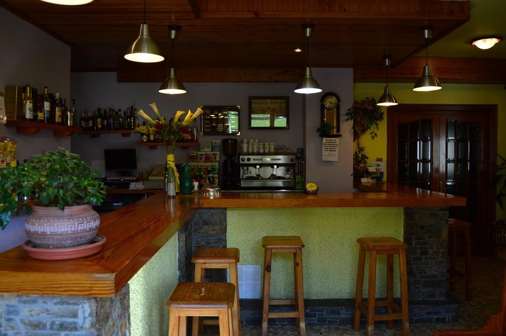 Hostal L'Escon Льянарс Экстерьер фото